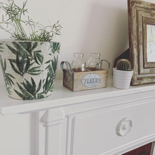 Office-Mantlepiece